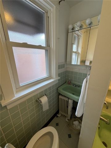 6333 Glenview Place, Highland Park, PA 15206