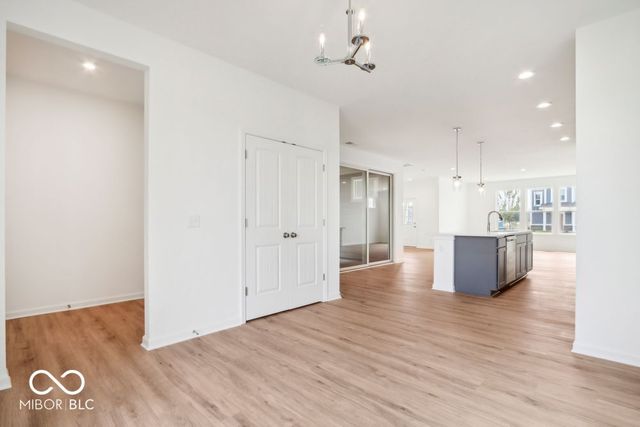 9084 Apollo Way, Plainfield, IN 46168