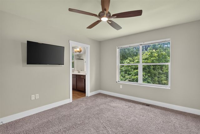 2707 Bobcat Drive, Ames, IA 50014