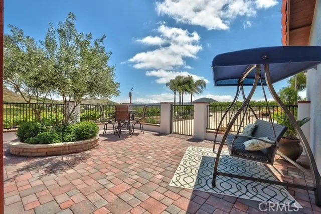 38155 Avenida La Cresta, Murrieta, CA 92562