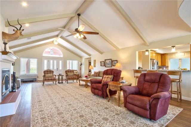 38155 Avenida La Cresta, Murrieta, CA 92562