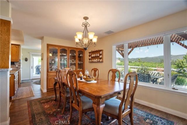 38155 Avenida La Cresta, Murrieta, CA 92562