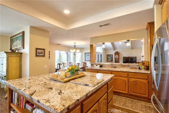 38155 Avenida La Cresta, Murrieta, CA 92562