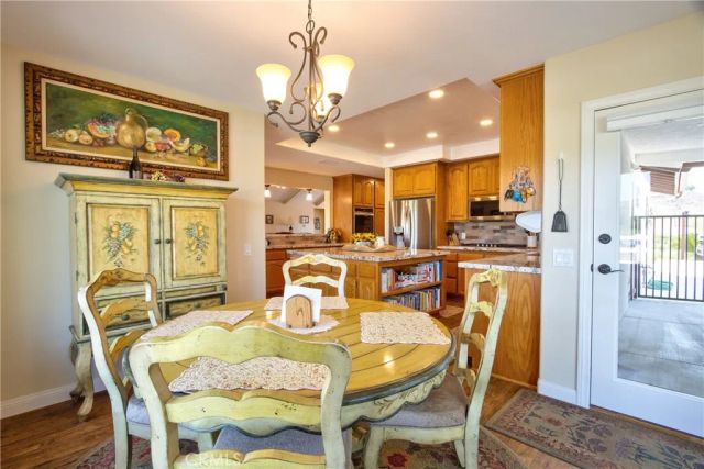 38155 Avenida La Cresta, Murrieta, CA 92562