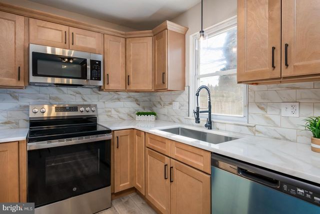 1920 ANDRE CT, Reading, PA 19610