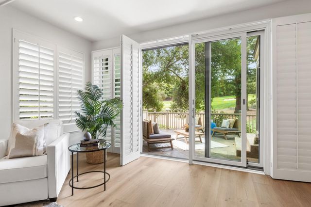 546 Sand Hill Circle, Menlo Park, CA 94025