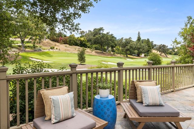 546 Sand Hill Circle, Menlo Park, CA 94025