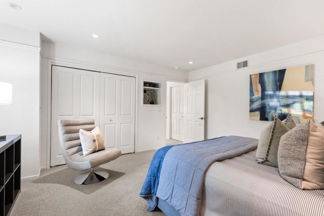 546 Sand Hill Circle, Menlo Park, CA 94025