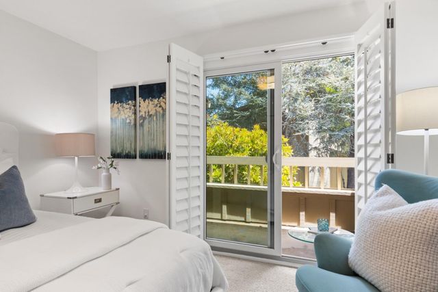 546 Sand Hill Circle, Menlo Park, CA 94025
