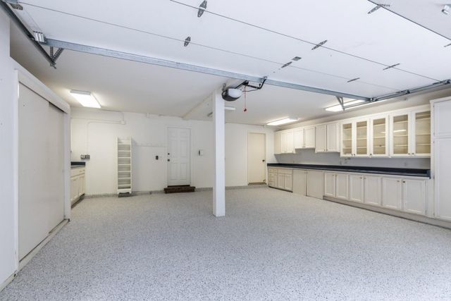 546 Sand Hill Circle, Menlo Park, CA 94025