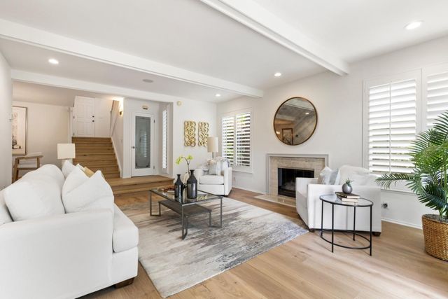 546 Sand Hill Circle, Menlo Park, CA 94025