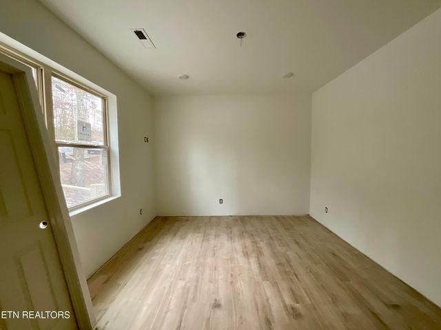 676 Monte Wood Circle, Pigeon Forge, TN 37863