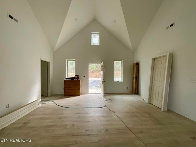 676 Monte Wood Circle, Pigeon Forge, TN 37863