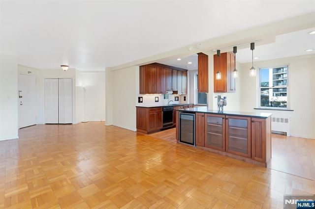 1450 Palisade 3I, Fort Lee, NJ 07024