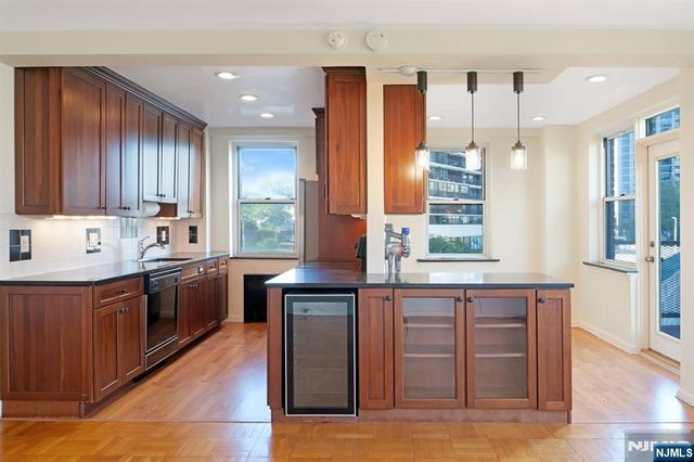 1450 Palisade 3I, Fort Lee, NJ 07024