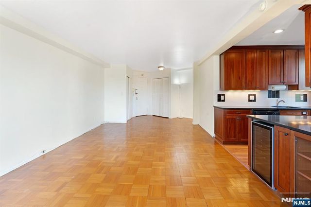 1450 Palisade 3I, Fort Lee, NJ 07024