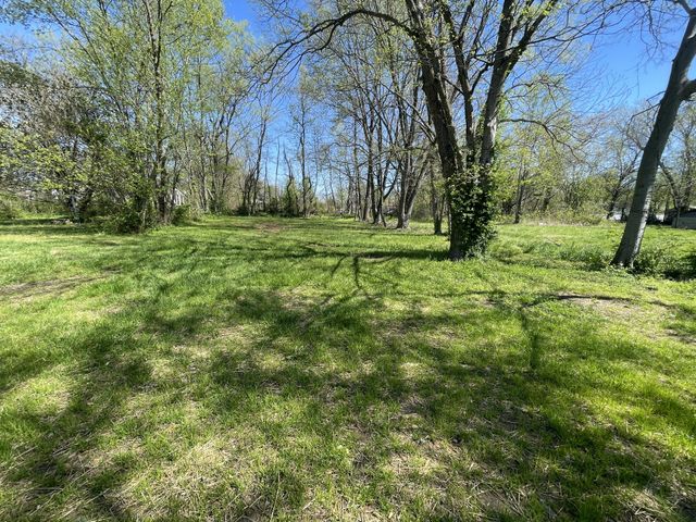 561 20th Ave, W, Springfield, TN 37172