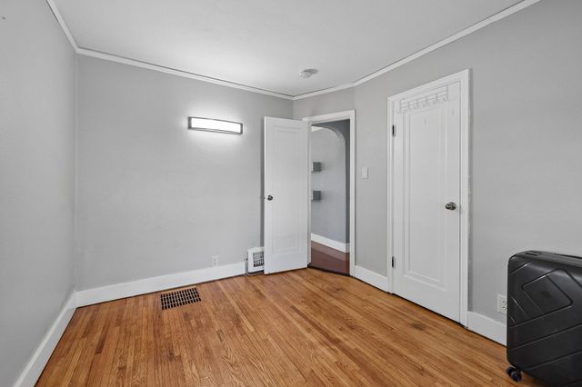 5327 Colfax Avenue N, Brooklyn Center, MN 55430