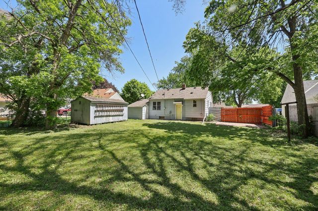 5327 Colfax Avenue N, Brooklyn Center, MN 55430