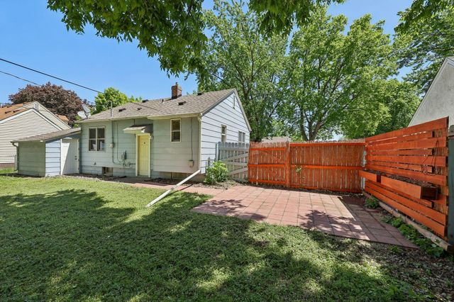 5327 Colfax Avenue N, Brooklyn Center, MN 55430
