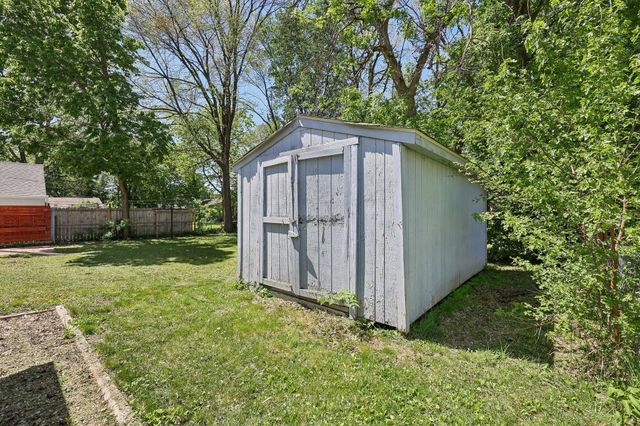 5327 Colfax Avenue N, Brooklyn Center, MN 55430