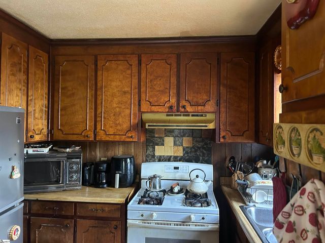 276 Al Drive, Clinton, SC 29325