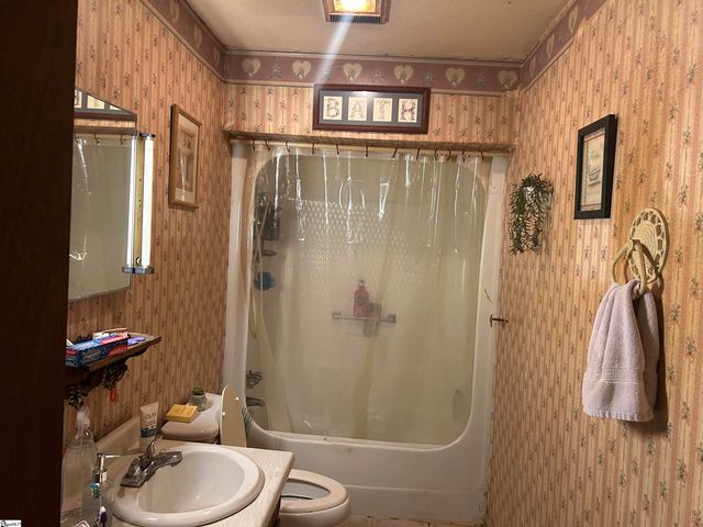 276 Al Drive, Clinton, SC 29325