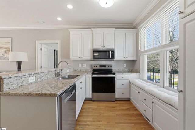 704A Bennett Street, Greenville, SC 29609