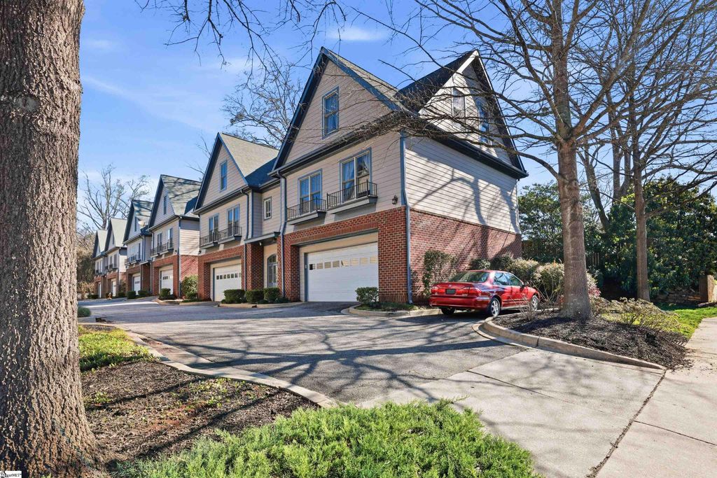 704A Bennett Street, Greenville, SC 29609