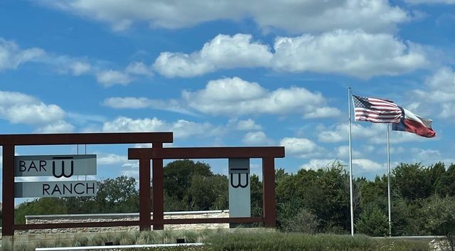 2421 Rosette LN, Leander, TX 78641