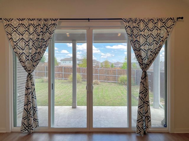 2421 Rosette LN, Leander, TX 78641