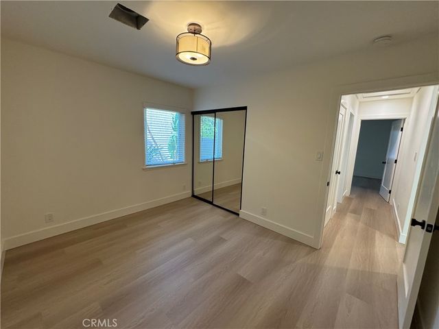 6837 Oak Park Avenue, Lake Balboa, CA 91406