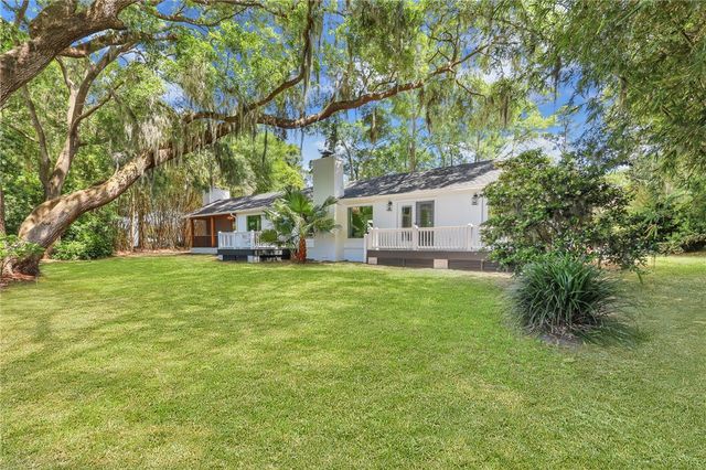 121 Colonial Drive, St Simons Island, GA 31522