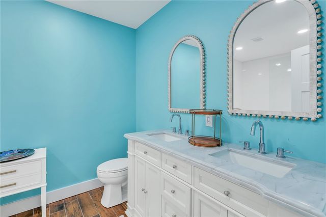 121 Colonial Drive, St Simons Island, GA 31522