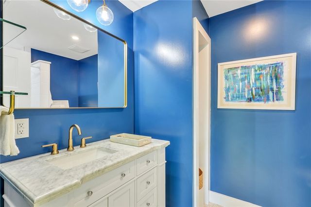 121 Colonial Drive, St Simons Island, GA 31522