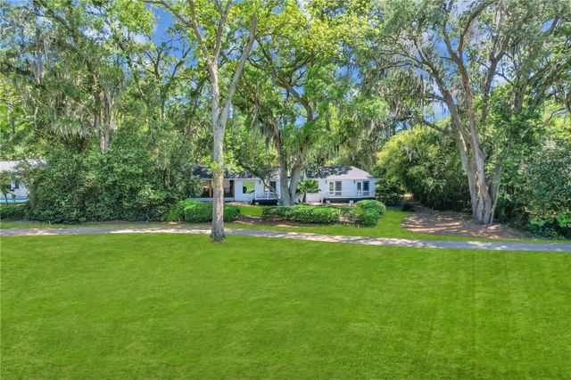 121 Colonial Drive, St Simons Island, GA 31522