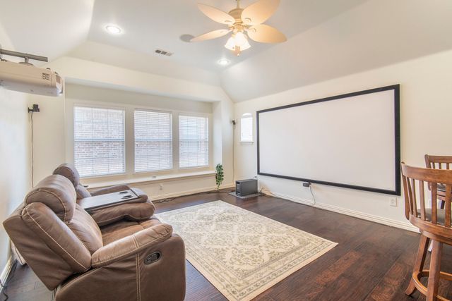 3313 Leanne Drive, Flower Mound, TX 75022