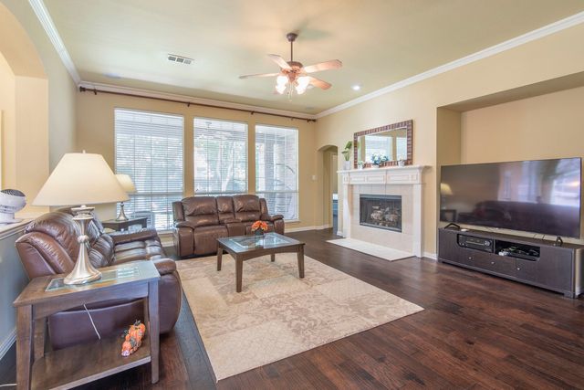 3313 Leanne Drive, Flower Mound, TX 75022