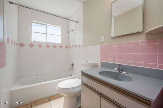 1015 Mechem Avenue, Las Cruces, NM 88005
