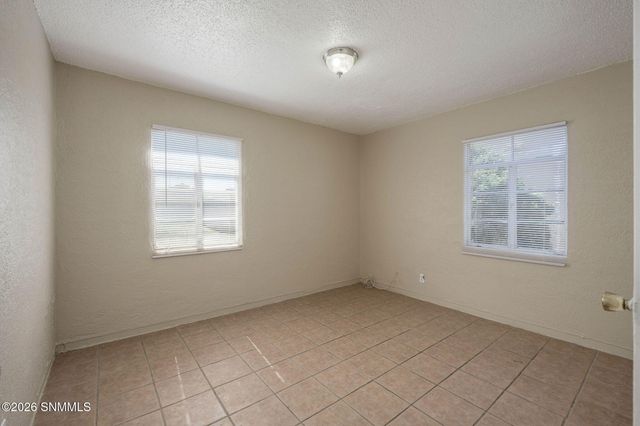 1015 Mechem Avenue, Las Cruces, NM 88005