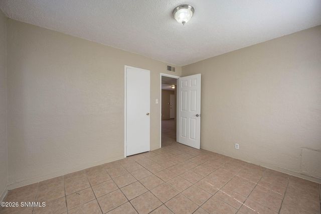 1015 Mechem Avenue, Las Cruces, NM 88005