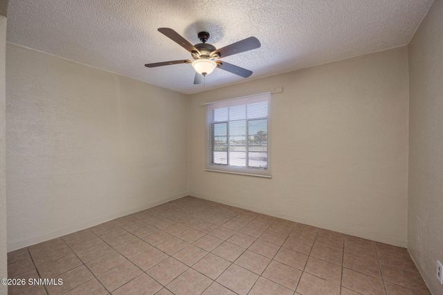 1015 Mechem Avenue, Las Cruces, NM 88005