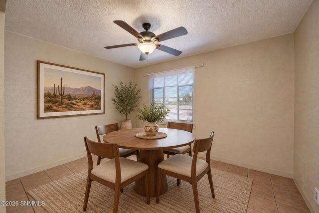1015 Mechem Avenue, Las Cruces, NM 88005