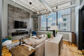 624 E Walnut Street 26, Indianapolis, IN 46204