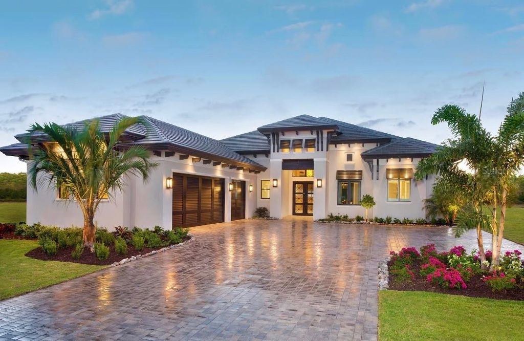 185 S RIVERWALK DRIVE, Palm Coast, FL 32137