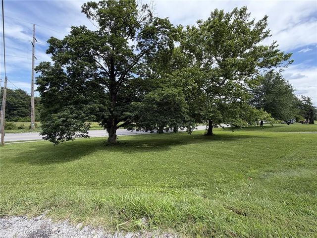 1624 S 55th Street, Kansas City, KS 66106