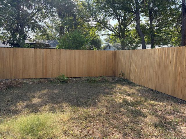 8103 Exmoor DR A, Austin, TX 78757