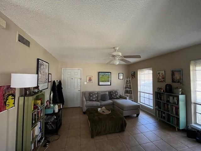 8103 Exmoor DR A, Austin, TX 78757