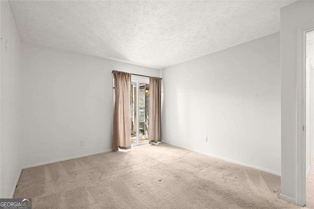 3209 Canyon Point Circle, Roswell, GA 30076