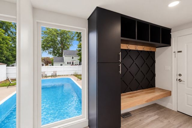 3 Crane St, Danvers, MA 01923